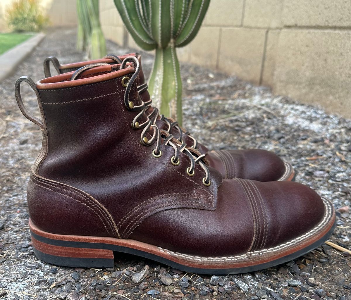 Photo by austinrylees on November 2, 2024 of the Nicks Parkhurst V2 in Horween Tan Waxed Flesh.