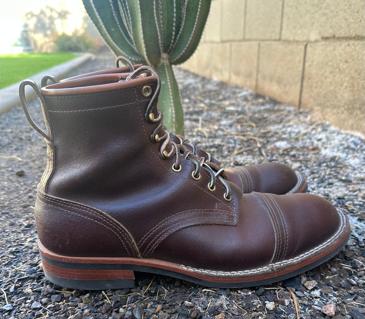 Photo by austinrylees on December 1, 2024 of the Nicks Parkhurst V2 in Horween Tan Waxed Flesh.