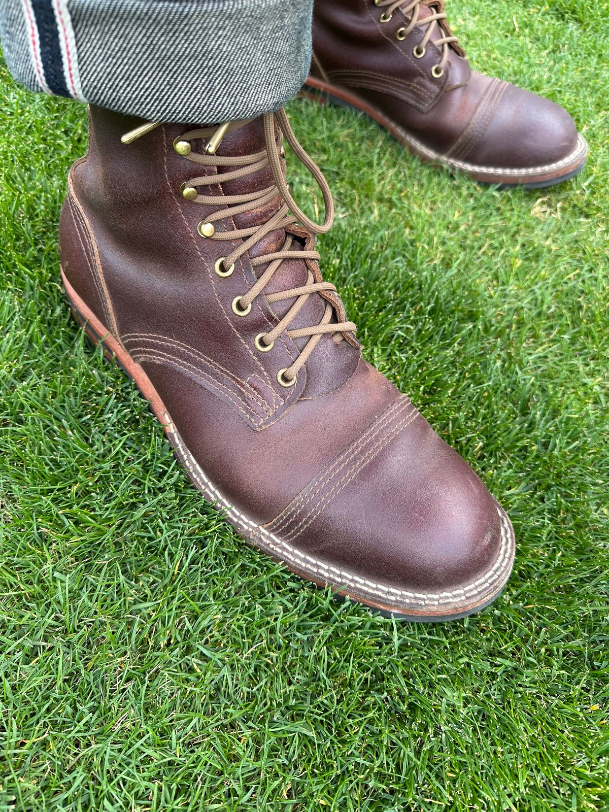 Photo by austinrylees on March 6, 2025 of the Nicks Parkhurst V2 in Horween Tan Waxed Flesh.
