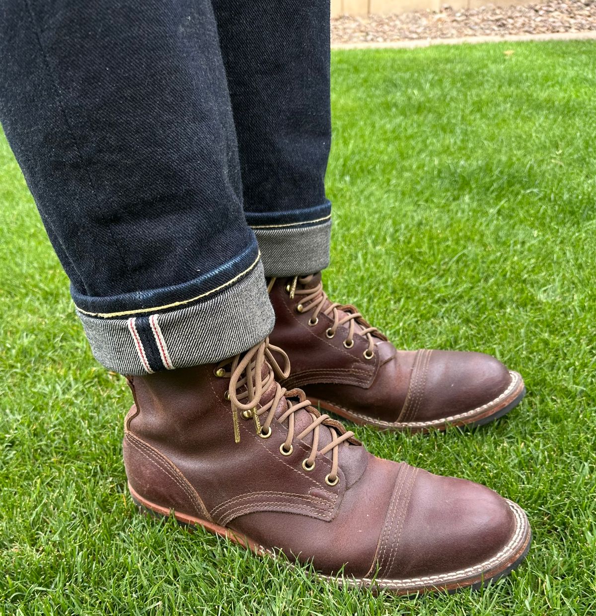 Photo by austinrylees on March 28, 2025 of the Nicks Parkhurst V2 in Horween Tan Waxed Flesh.