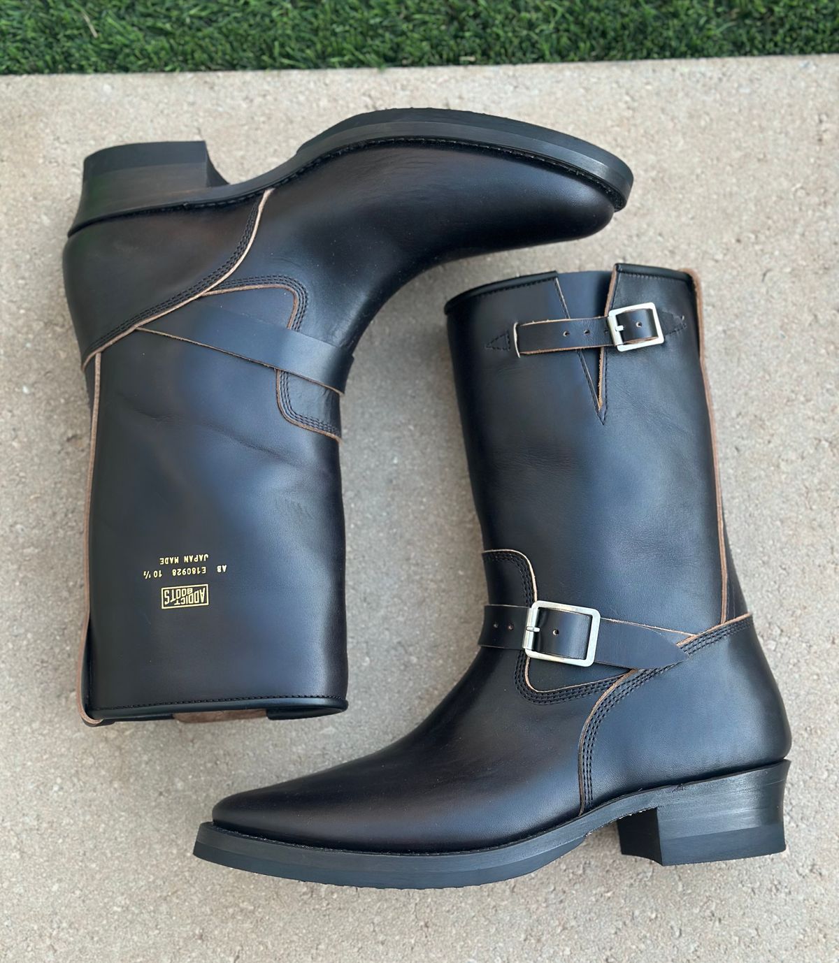 Photo by austinrylees on September 30, 2025 of the Addict Boots AB-01 Engineer Boots in Maryam Black Teacore Horsebutt.