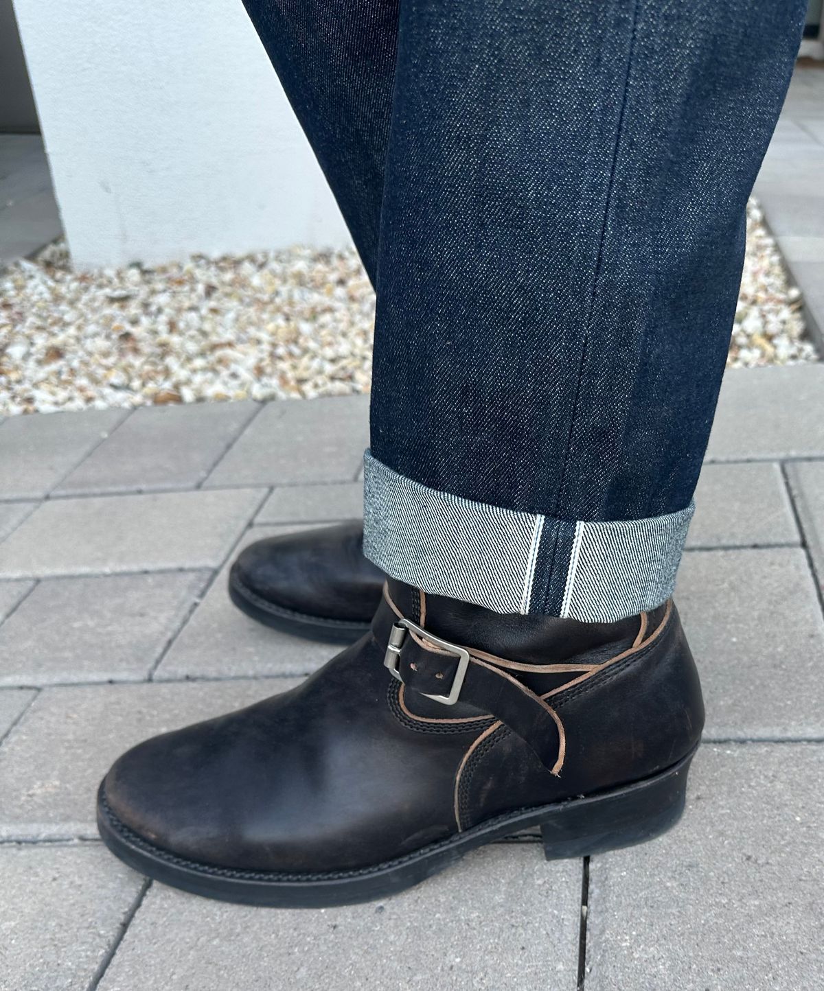 Photo by austinrylees on October 30, 2025 of the Addict Boots AB-01 Engineer Boots in Maryam Black Teacore Horsebutt.