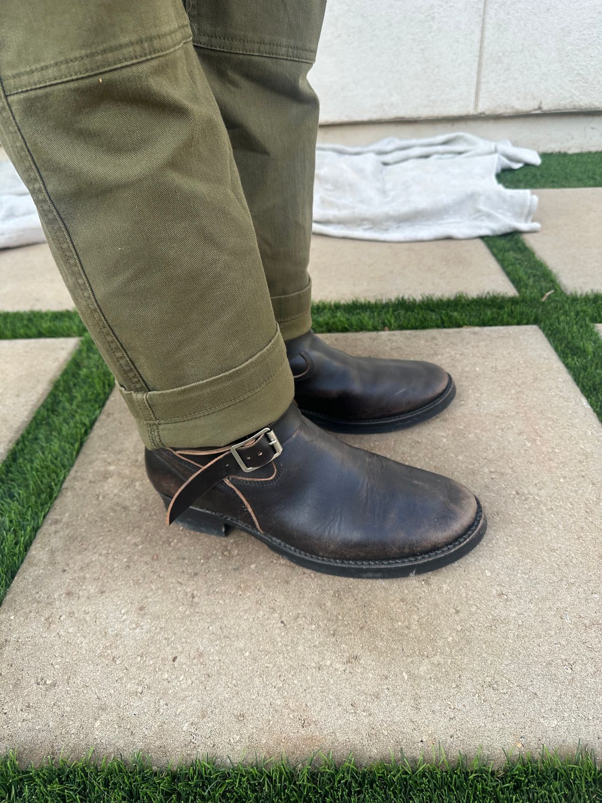 Photo by austinrylees on November 27, 2025 of the Addict Boots AB-01 Engineer Boots in Maryam Black Teacore Horsebutt.