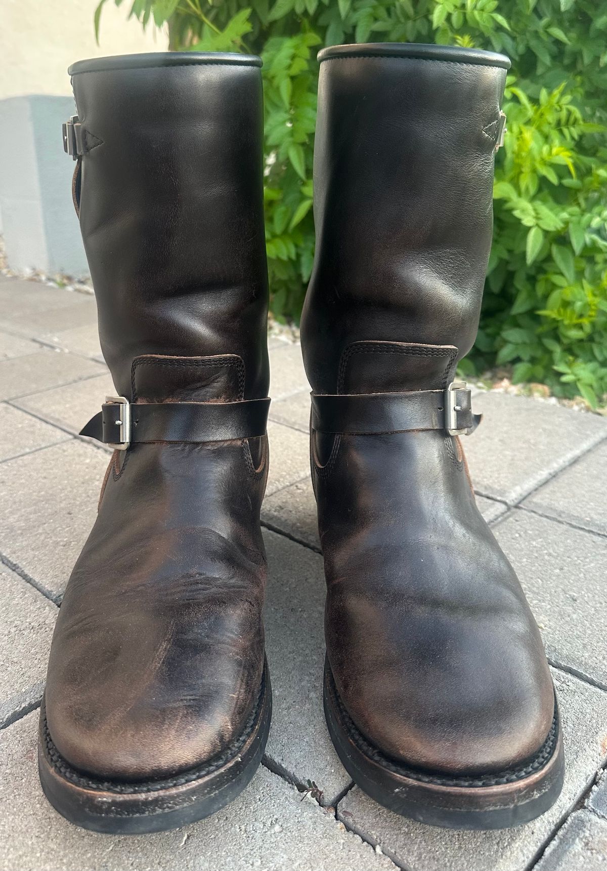 Photo by austinrylees on January 5, 2026 of the Addict Boots AB-01 Engineer Boots in Maryam Black Teacore Horsebutt.