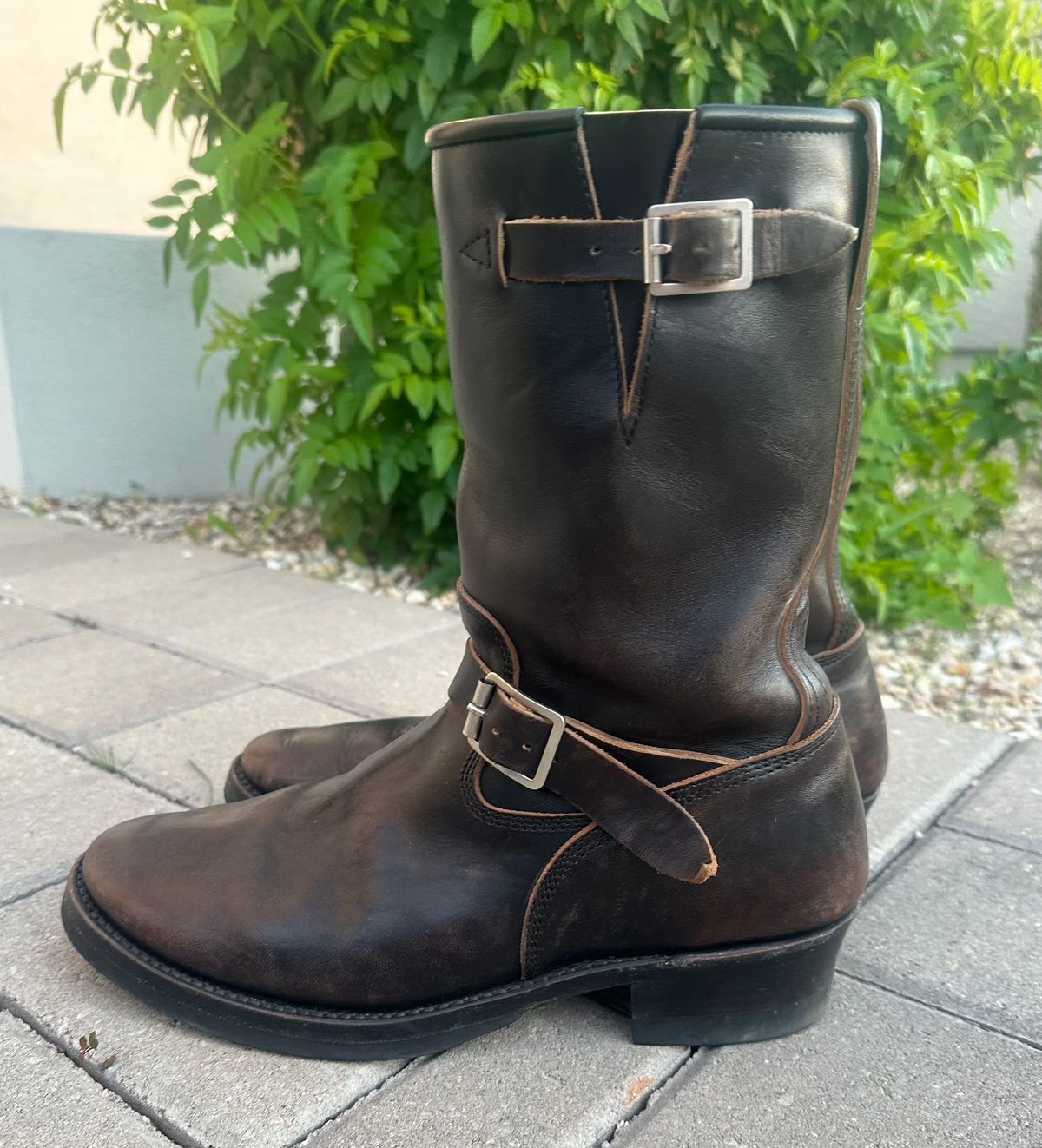 Photo by austinrylees on January 5, 2026 of the Addict Boots AB-01 Engineer Boots in Maryam Black Teacore Horsebutt.