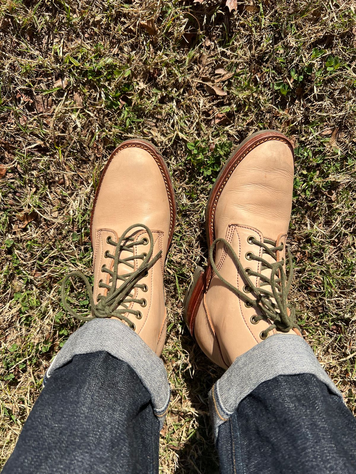 Photo by ShlomoFranklin on November 26, 2025 of the Jakkrabbits Officer Boots in Indonesian Natural Veg Tan.