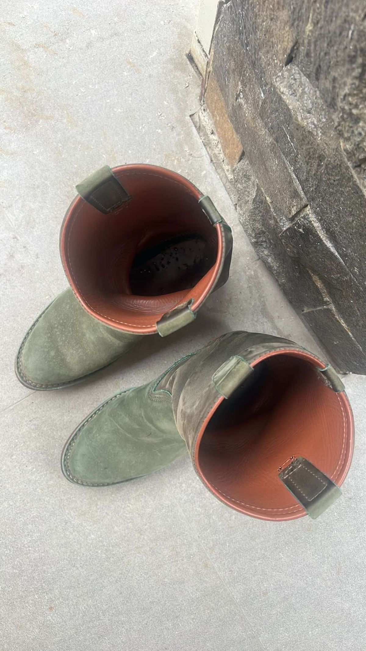 Photo by elmer.richard on March 5, 2025 of the Wesco Morrison in Olive Burlap.