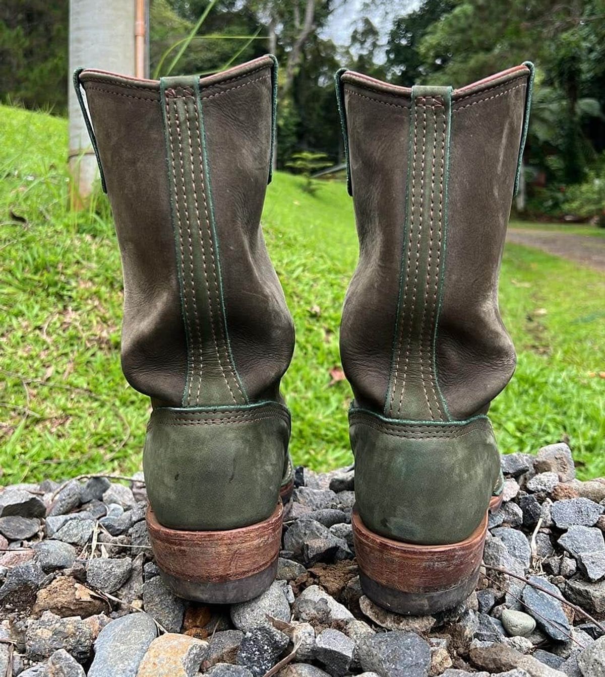 Photo by elmer.richard on April 6, 2025 of the Wesco Morrison in Olive Burlap.