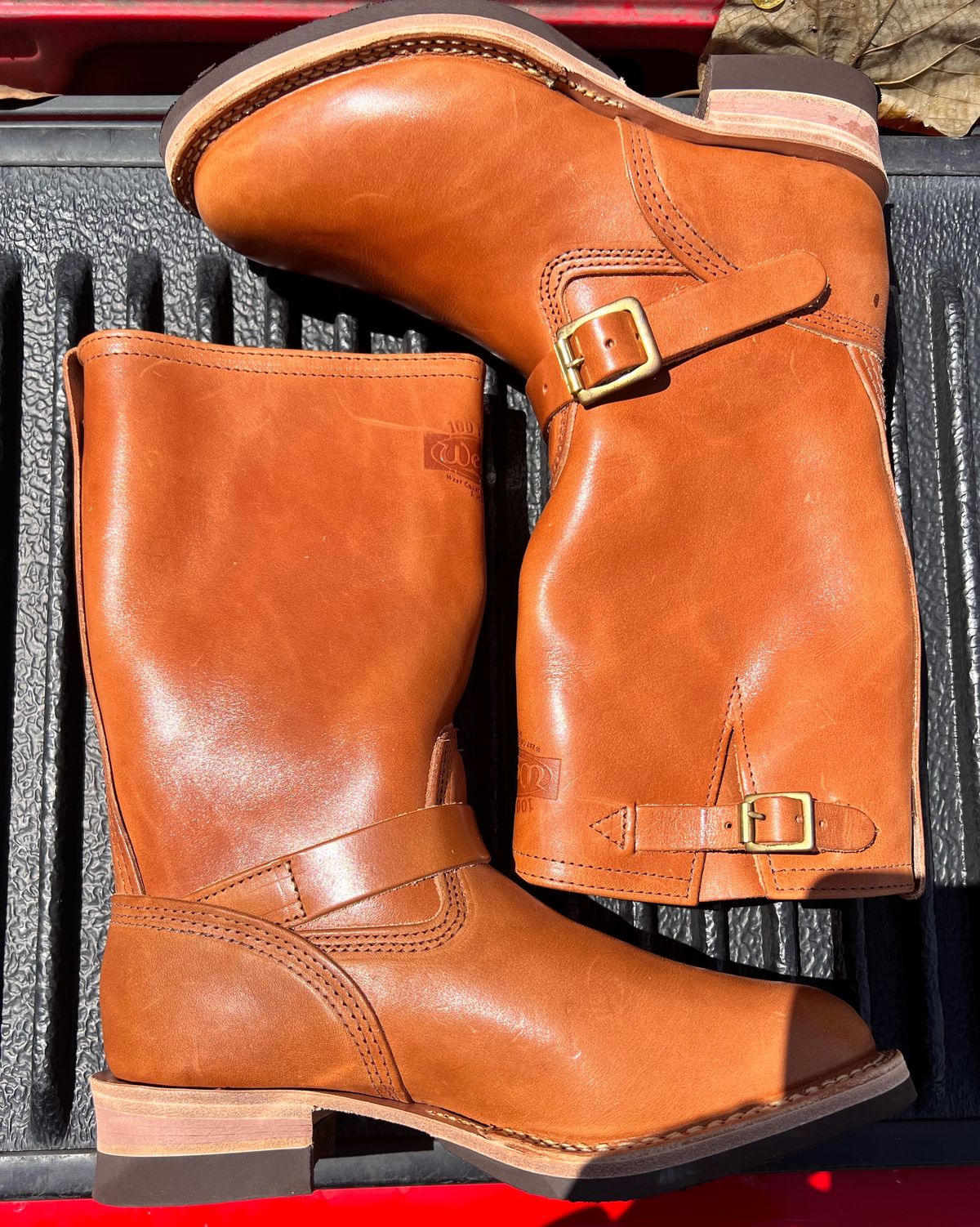 Photo by elmer.richard on November 9, 2023 of the Wesco Boss Engineer Boot in Wickett & Craig Buck Brown Traditional Harness.