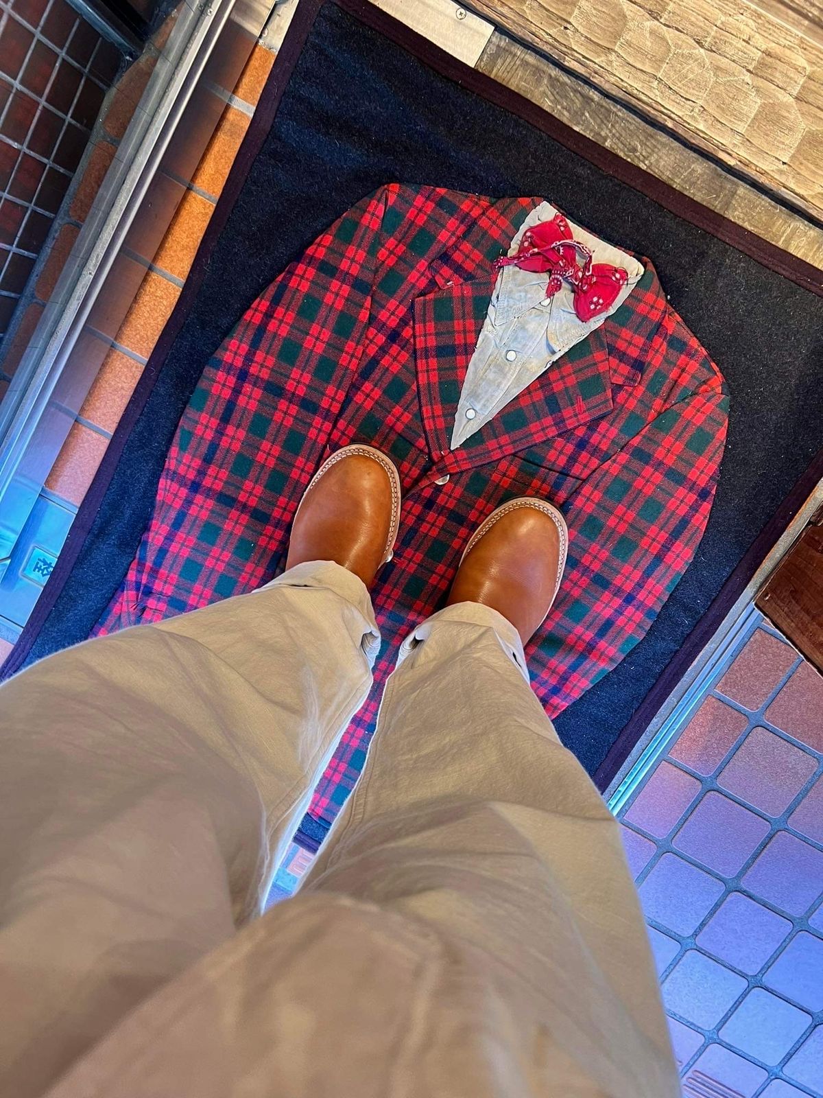 Photo by elmer.richard on December 2, 2023 of the Wesco Boss Engineer Boot in Wickett & Craig Buck Brown Traditional Harness.