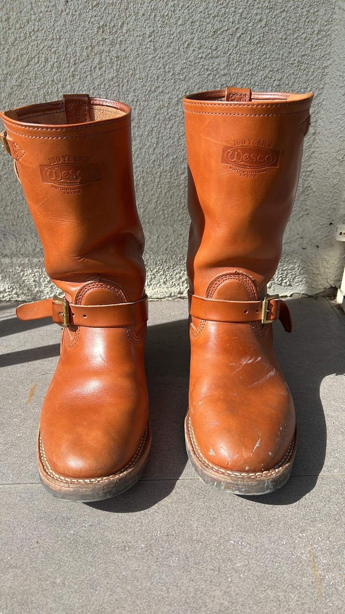 Photo by elmer.richard on February 4, 2024 of the Wesco Boss Engineer Boot in Wickett & Craig Buck Brown Traditional Harness.