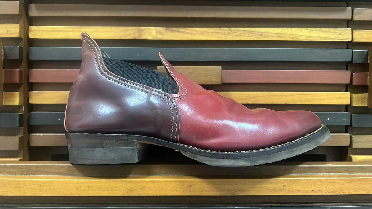 Photo by elmer.richard on October 5, 2025 of the Wesco Romeo in Shinki Ruby Red And Brown Shell Cordovan.