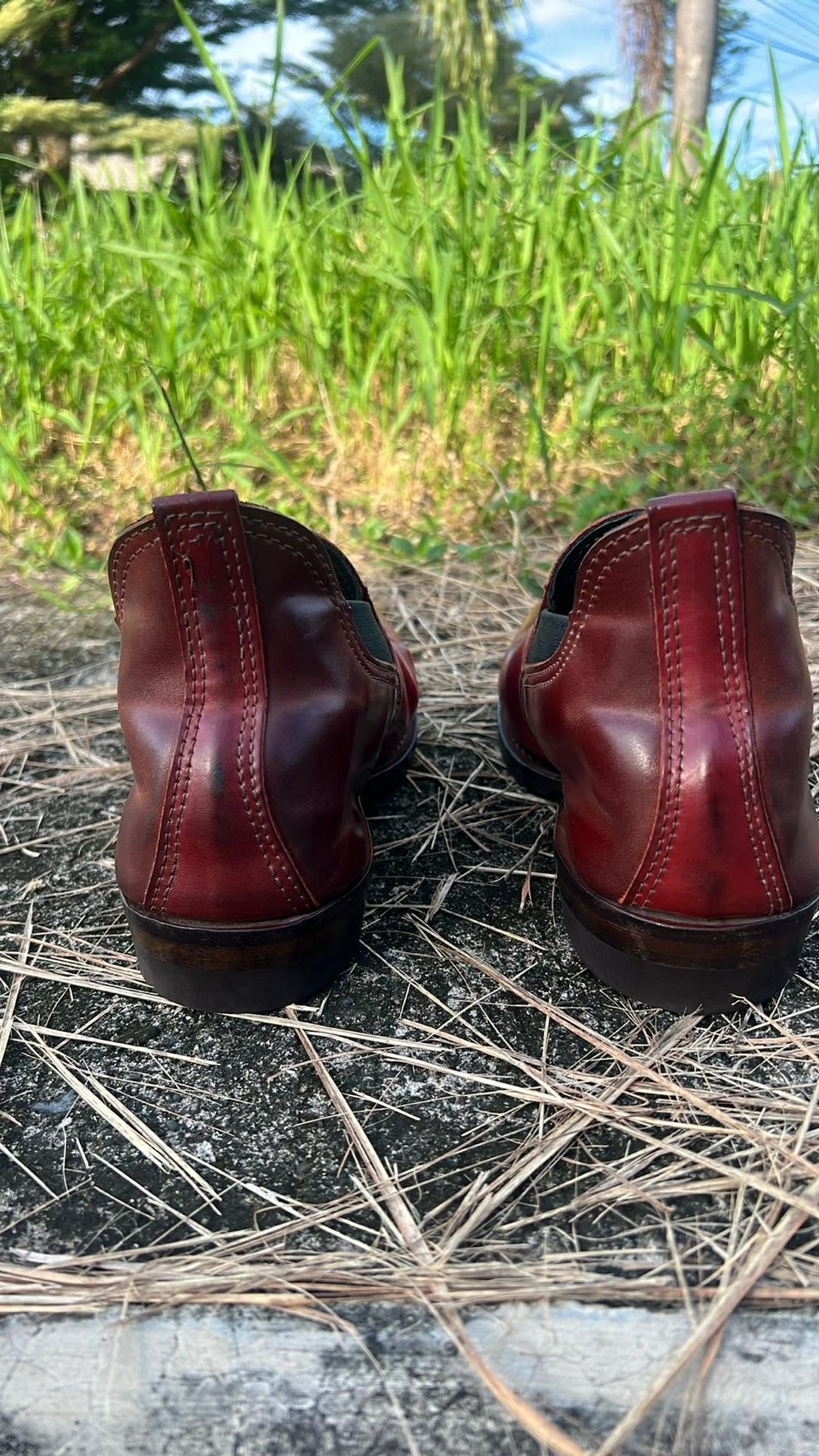 Photo by elmer.richard on December 3, 2025 of the Wesco Romeo in Shinki Ruby Red And Brown Shell Cordovan.