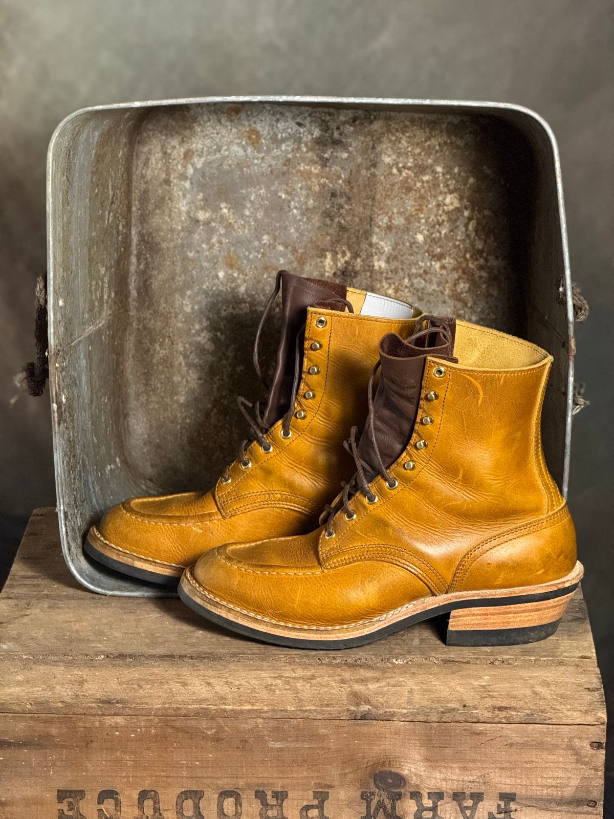 Photo by DocLineman on October 9, 2025 of the Nicks Ranger MTO in Horween Acorn Cypress.