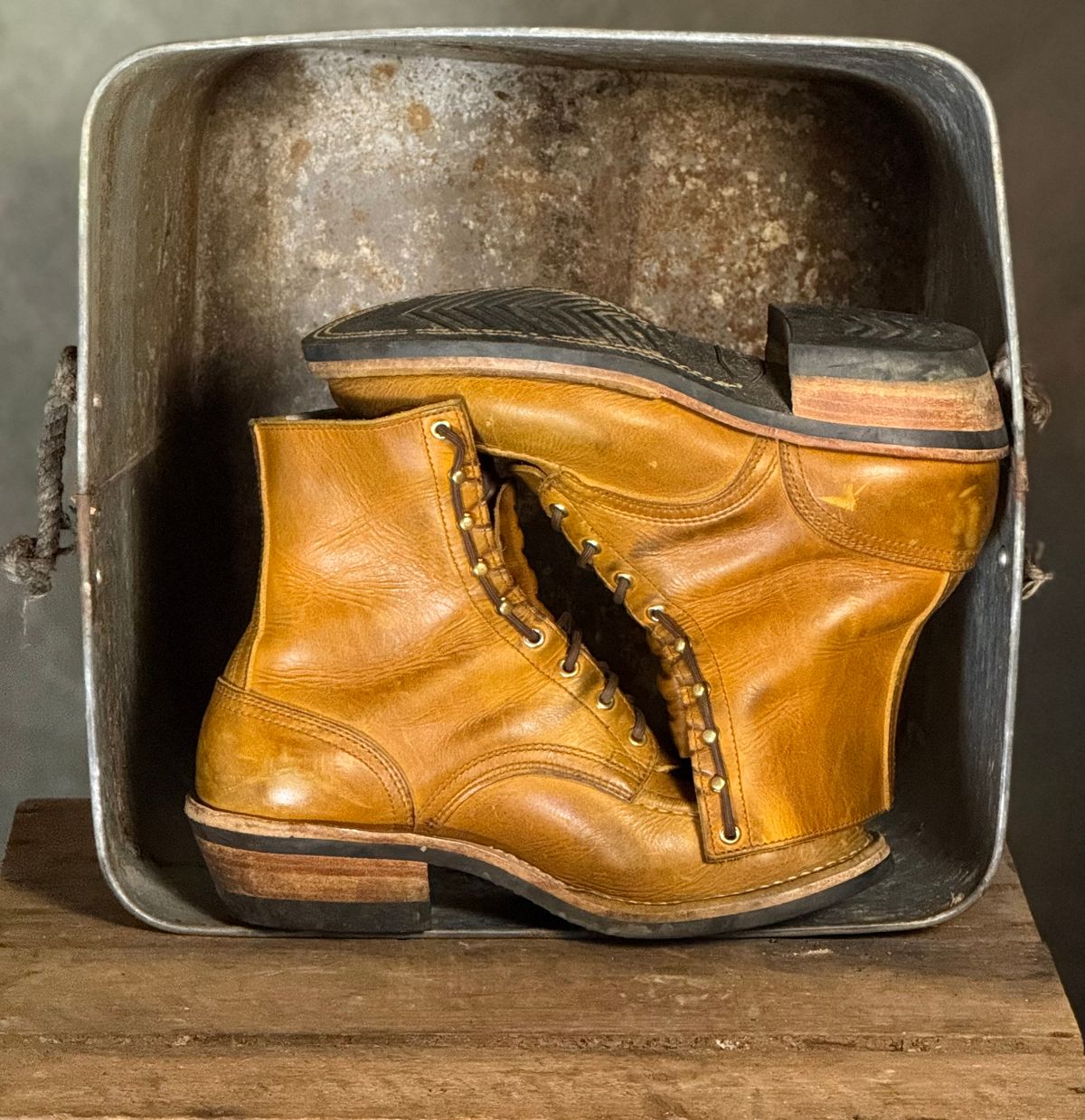 Photo by DocLineman on October 31, 2025 of the Nicks Ranger MTO in Horween Acorn Cypress.