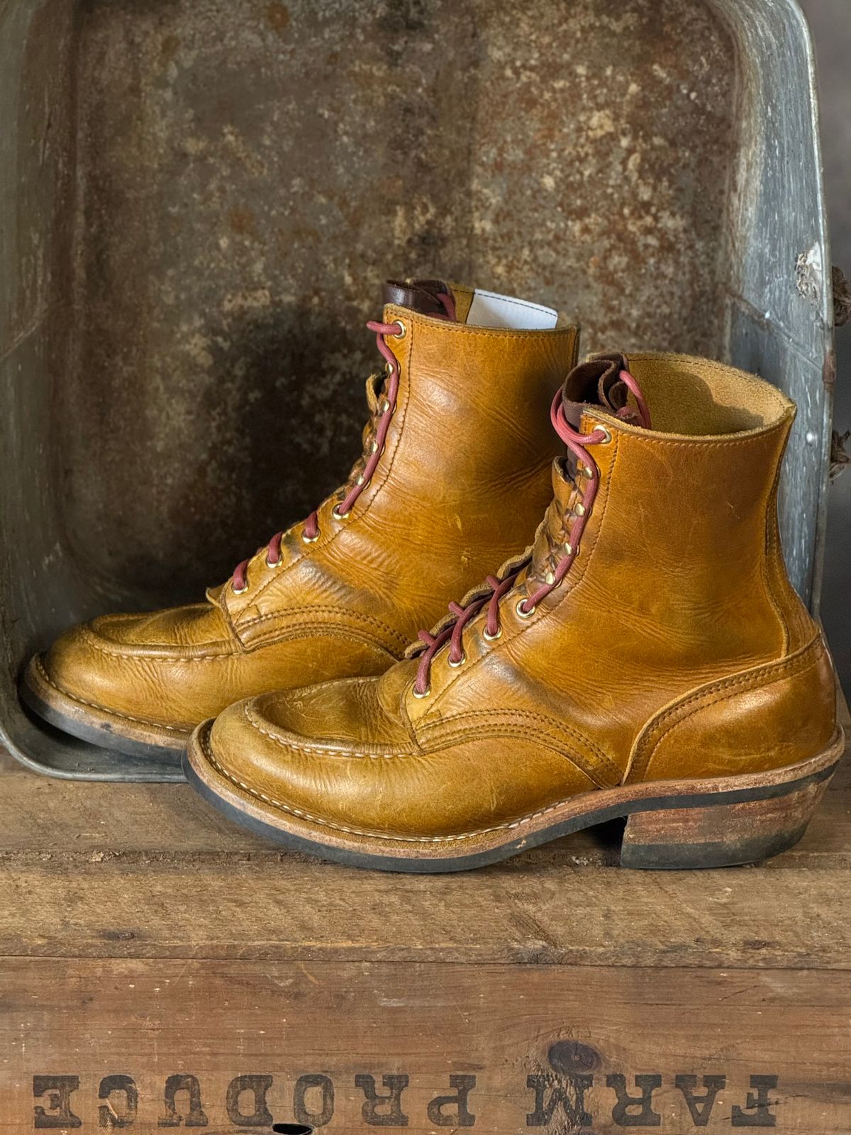 Photo by DocLineman on December 1, 2025 of the Nicks Ranger MTO in Horween Acorn Cypress.