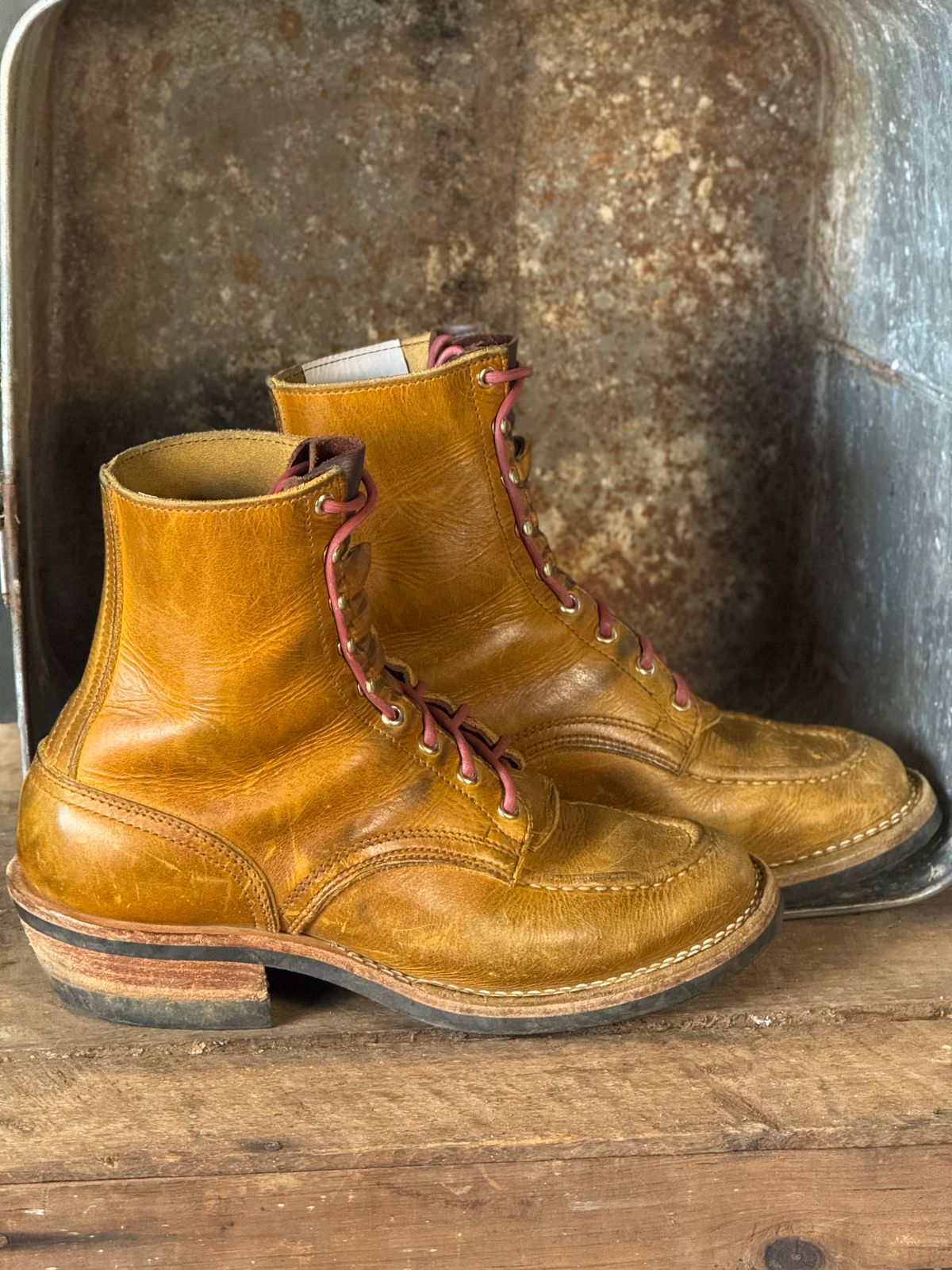 Photo by DocLineman on December 1, 2025 of the Nicks Ranger MTO in Horween Acorn Cypress.