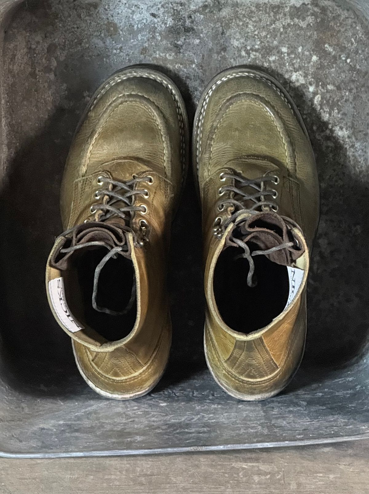 Photo by DocLineman on March 1, 2026 of the Nicks Ranger MTO in Horween Acorn Cypress.