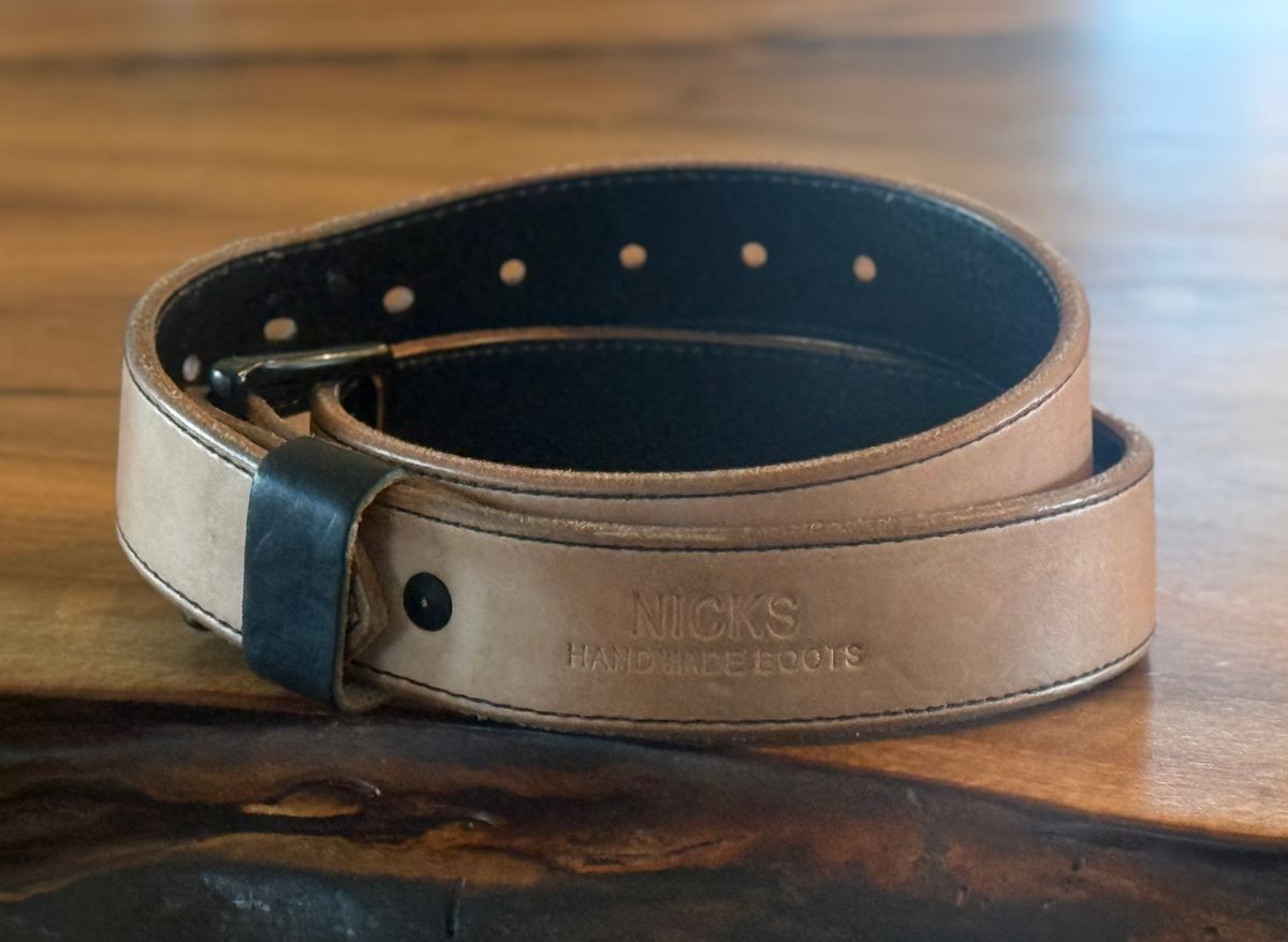 Photo by DocLineman on January 2, 2026 of the Nicks Natural Blackout in Wickett & Craig Natural Veg Tan.