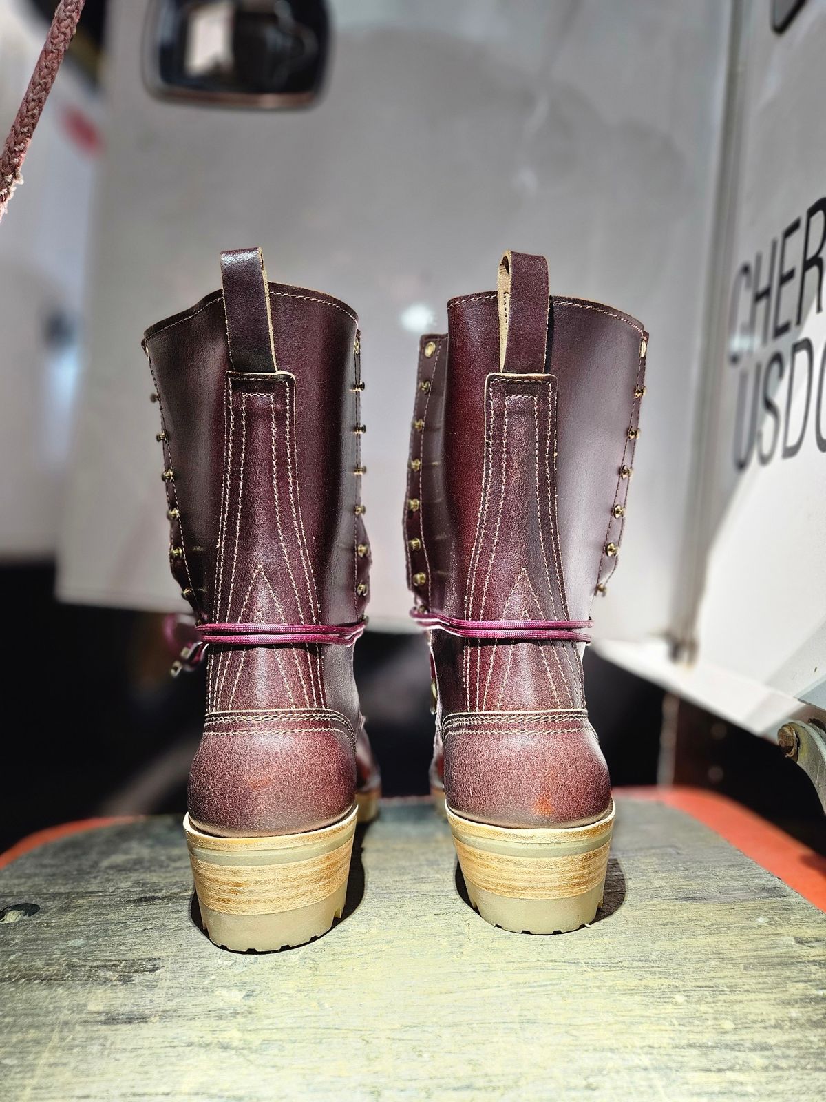 Photo by DocLineman on October 1, 2024 of the Nicks MTO in Horween Tan Waxed Flesh.