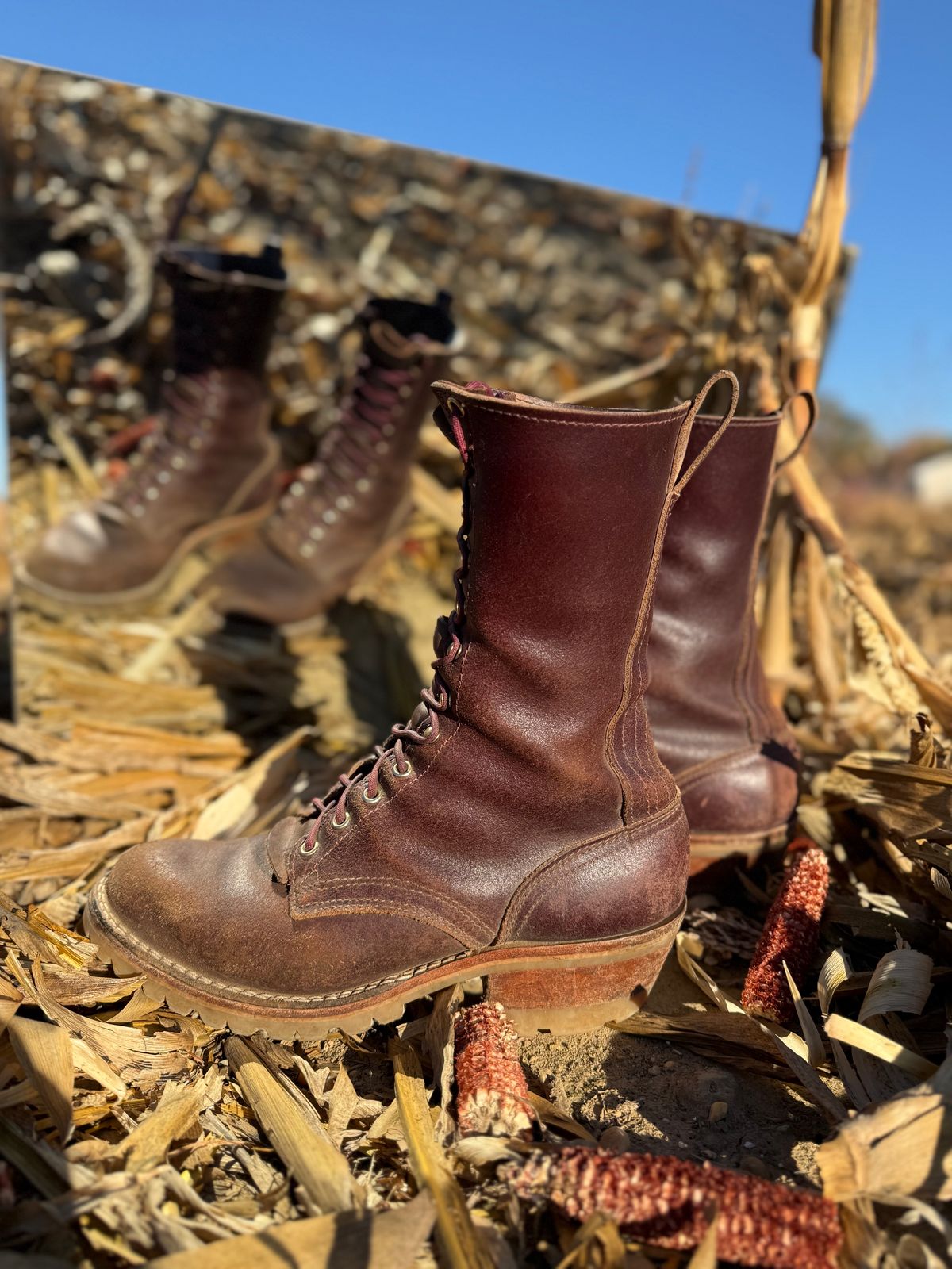Photo by DocLineman on November 1, 2024 of the Nicks MTO in Horween Tan Waxed Flesh.