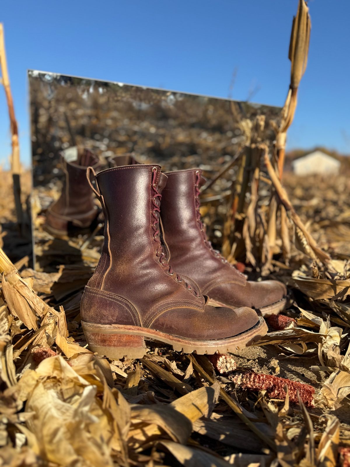 Photo by DocLineman on November 1, 2024 of the Nicks MTO in Horween Tan Waxed Flesh.