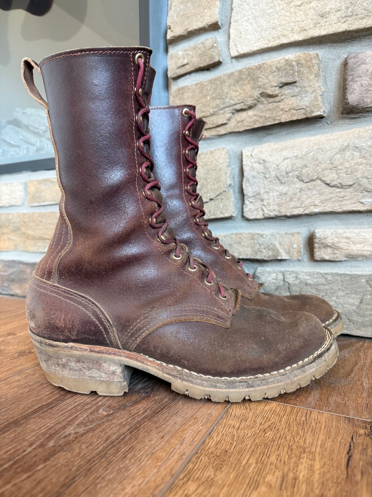 Photo by DocLineman on December 1, 2024 of the Nicks MTO in Horween Tan Waxed Flesh.