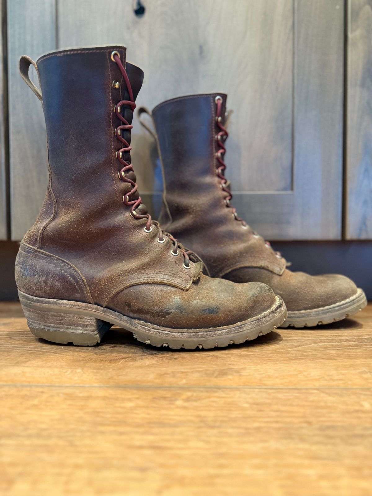Photo by DocLineman on February 1, 2025 of the Nicks MTO in Horween Tan Waxed Flesh.