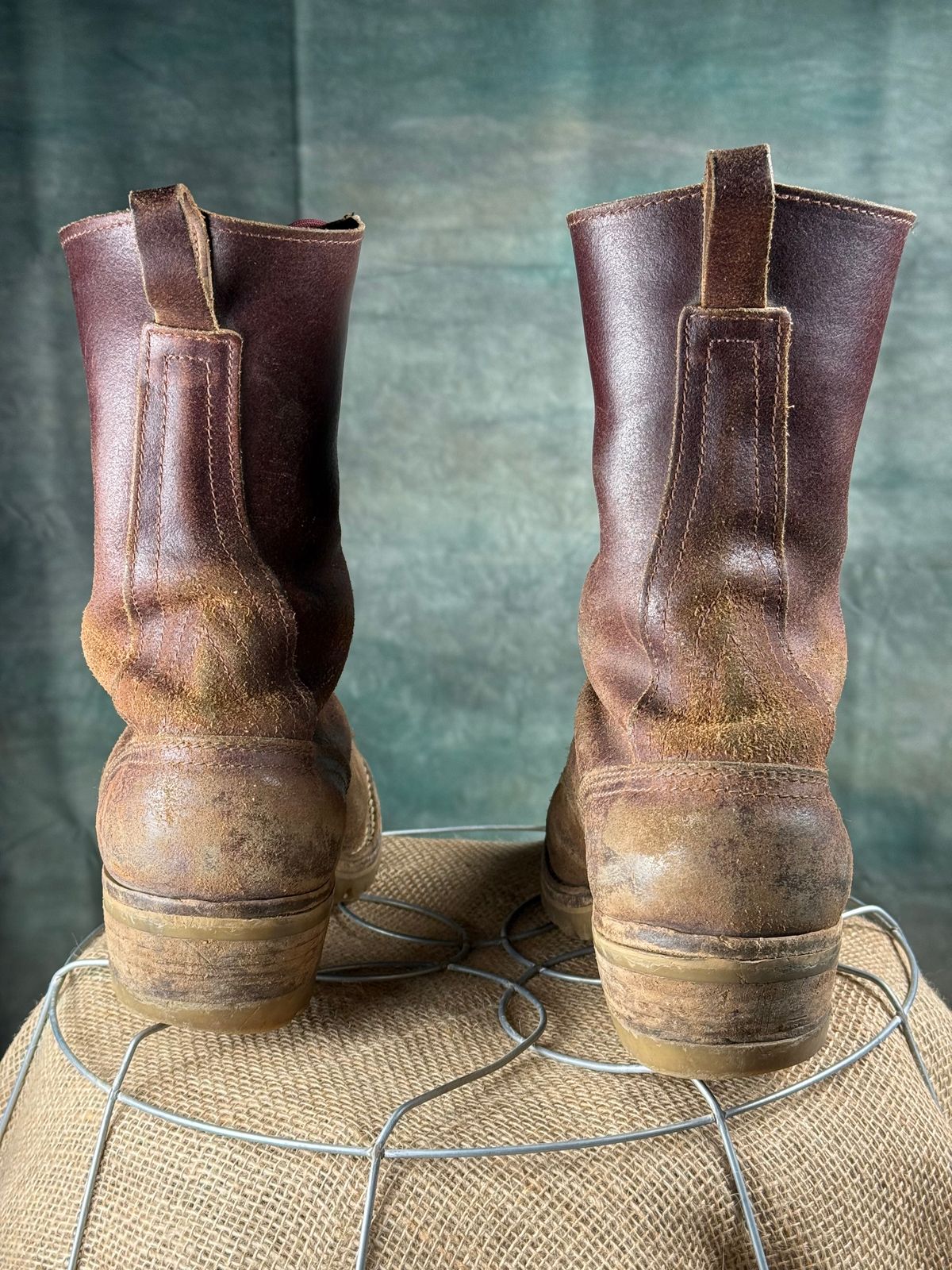 Photo by DocLineman on March 1, 2025 of the Nicks MTO in Horween Tan Waxed Flesh.