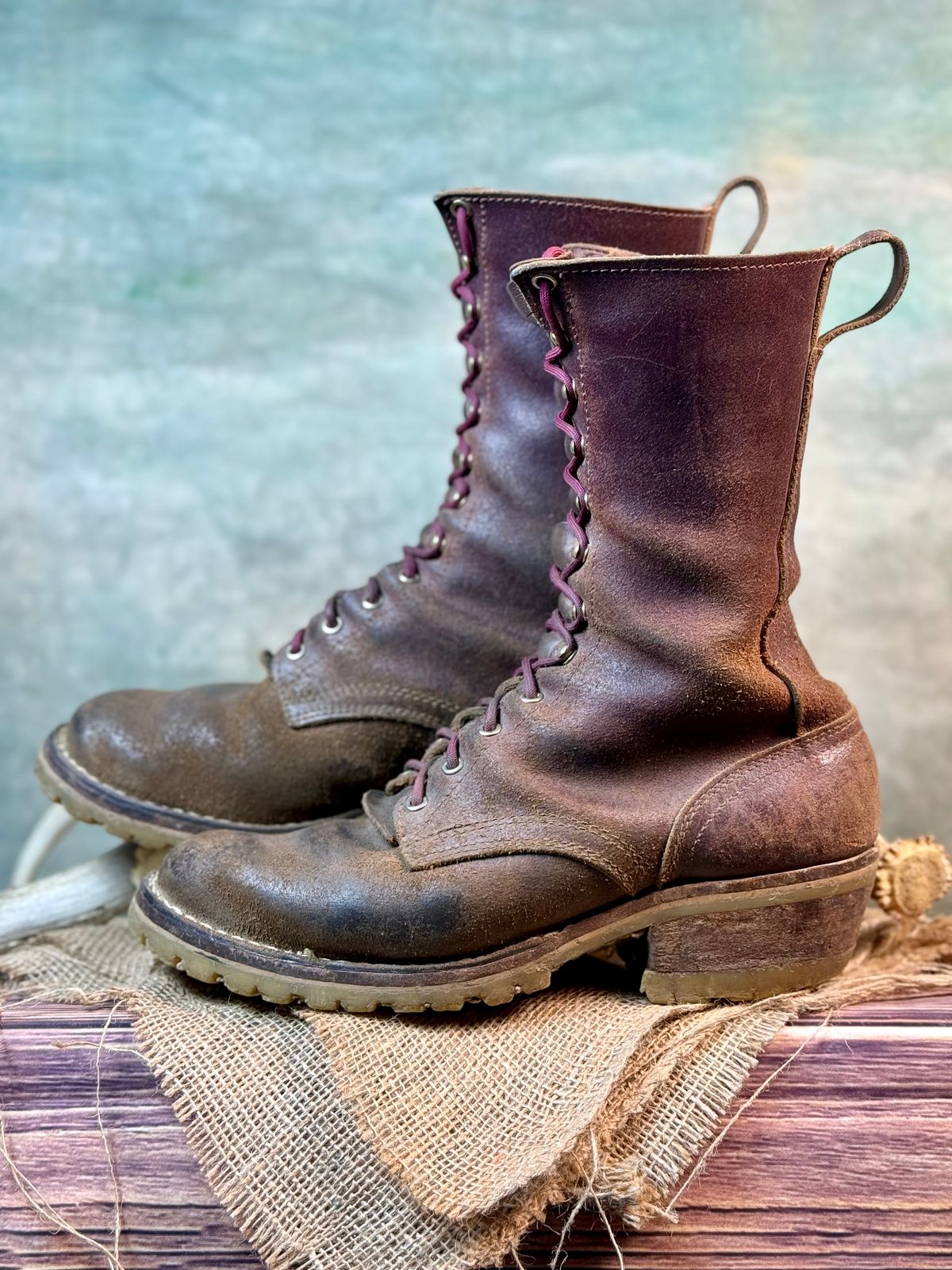 Photo by DocLineman on April 2, 2025 of the Nicks MTO in Horween Tan Waxed Flesh.