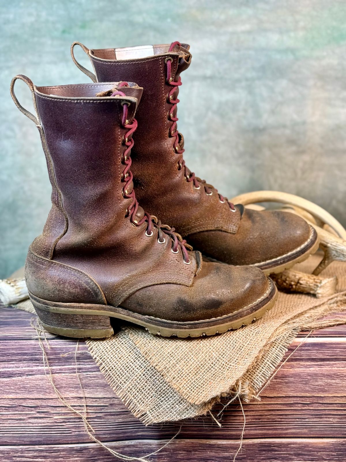 Photo by DocLineman on April 2, 2025 of the Nicks MTO in Horween Tan Waxed Flesh.