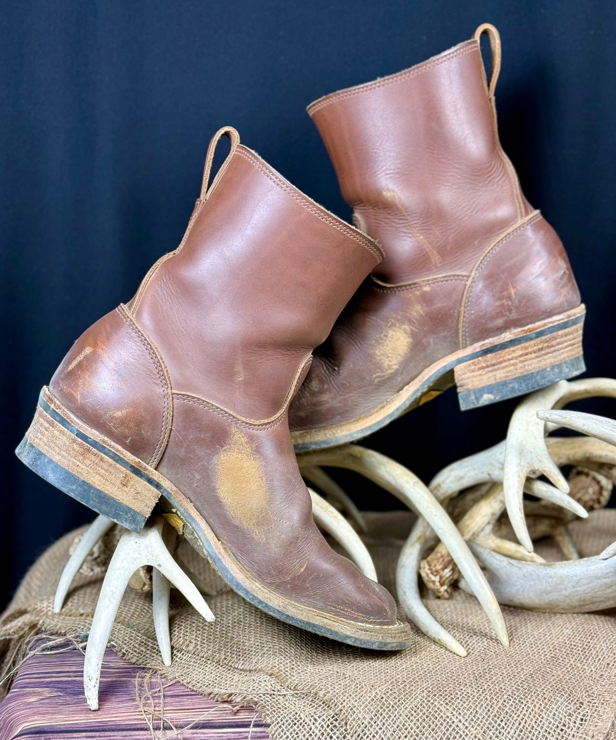 Photo by DocLineman on April 26, 2025 of the Nicks Wellington Chore in Seidel 1964 Brown.