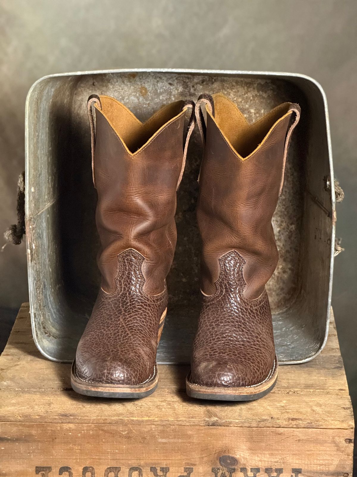 Photo by DocLineman on October 9, 2025 of the Nicks Palouse in Horween Orange Predator & Horween Walnut Bullhide.
