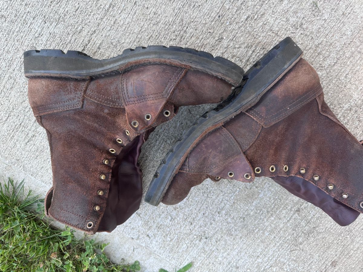 Photo by DocLineman on July 4, 2024 of the Nicks x Rose Anvil ND3 in Horween Brown Waxed Flesh & Seidel 1964 Brown.