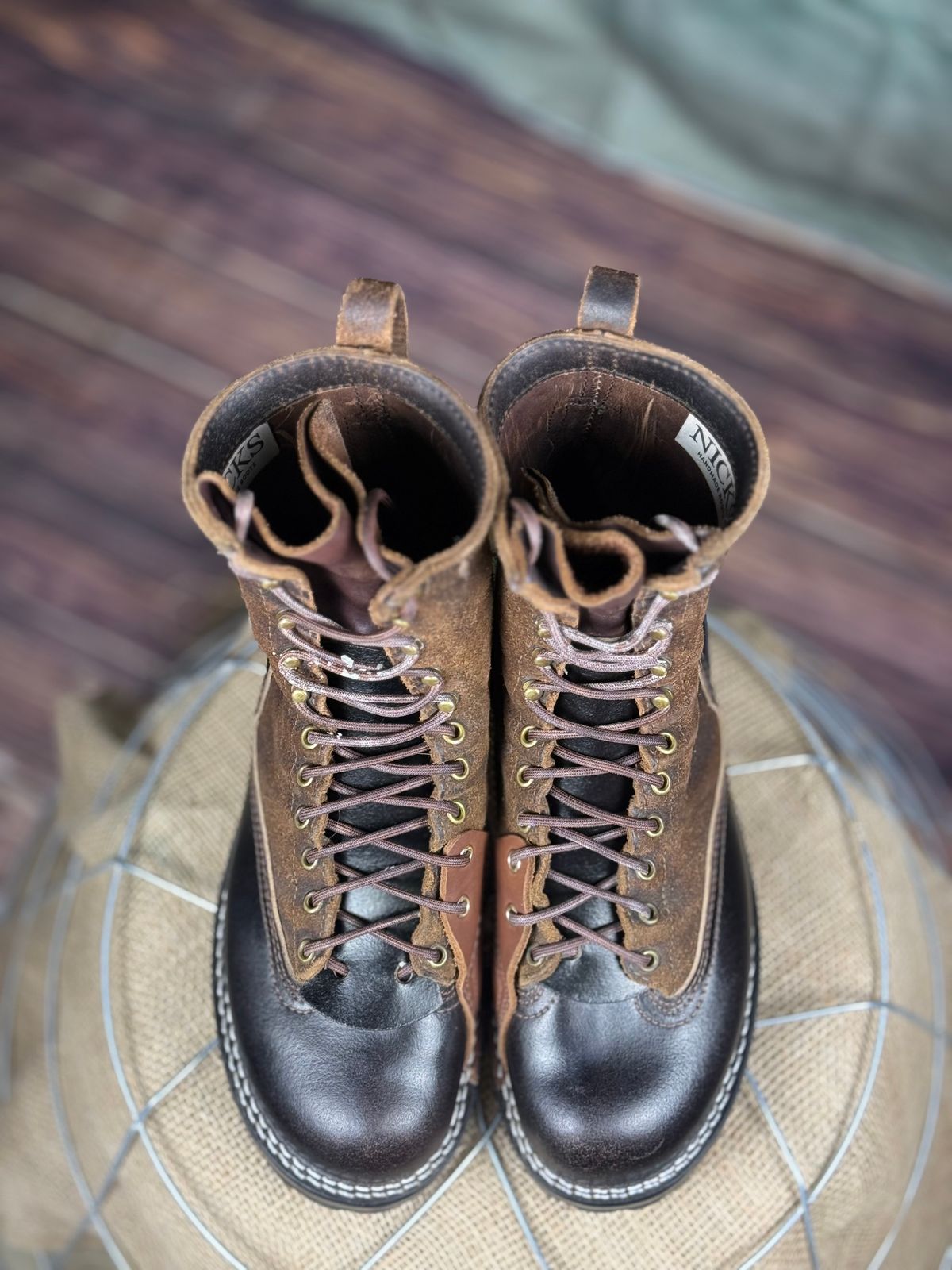 Photo by DocLineman on March 18, 2025 of the Nicks x Rose Anvil ND3 in Horween Brown Waxed Flesh & Seidel 1964 Brown.