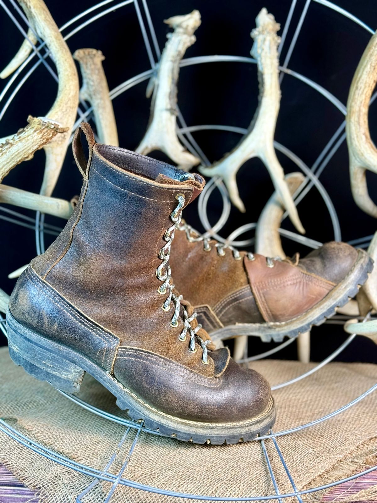 Photo by DocLineman on July 4, 2025 of the Nicks x Rose Anvil ND3 in Horween Brown Waxed Flesh & Seidel 1964 Brown.