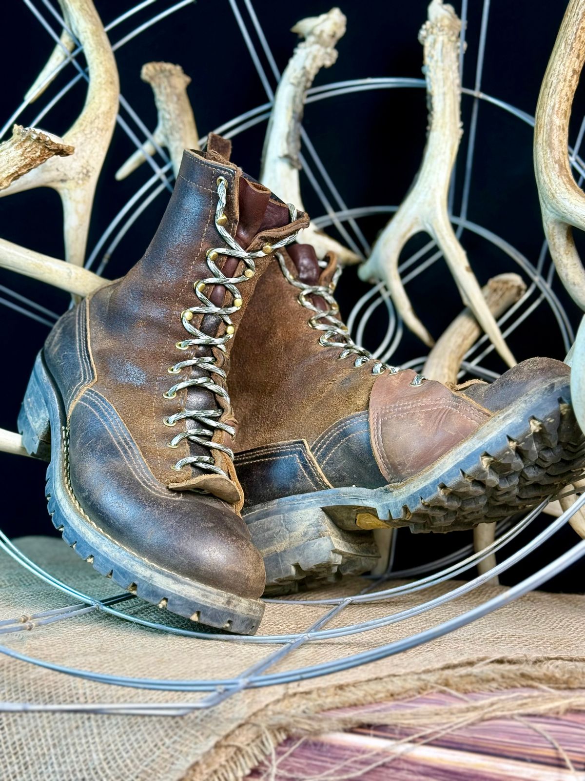Photo by DocLineman on July 4, 2025 of the Nicks x Rose Anvil ND3 in Horween Brown Waxed Flesh & Seidel 1964 Brown.