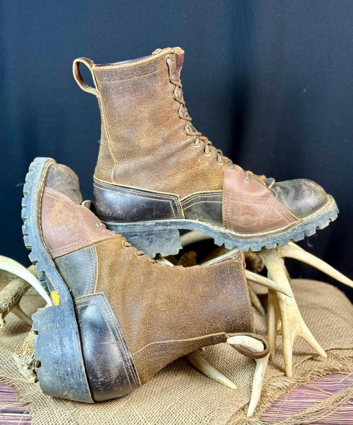 Photo by DocLineman on May 4, 2025 of the Nicks x Rose Anvil ND3 in Horween Brown Waxed Flesh & Seidel 1964 Brown.