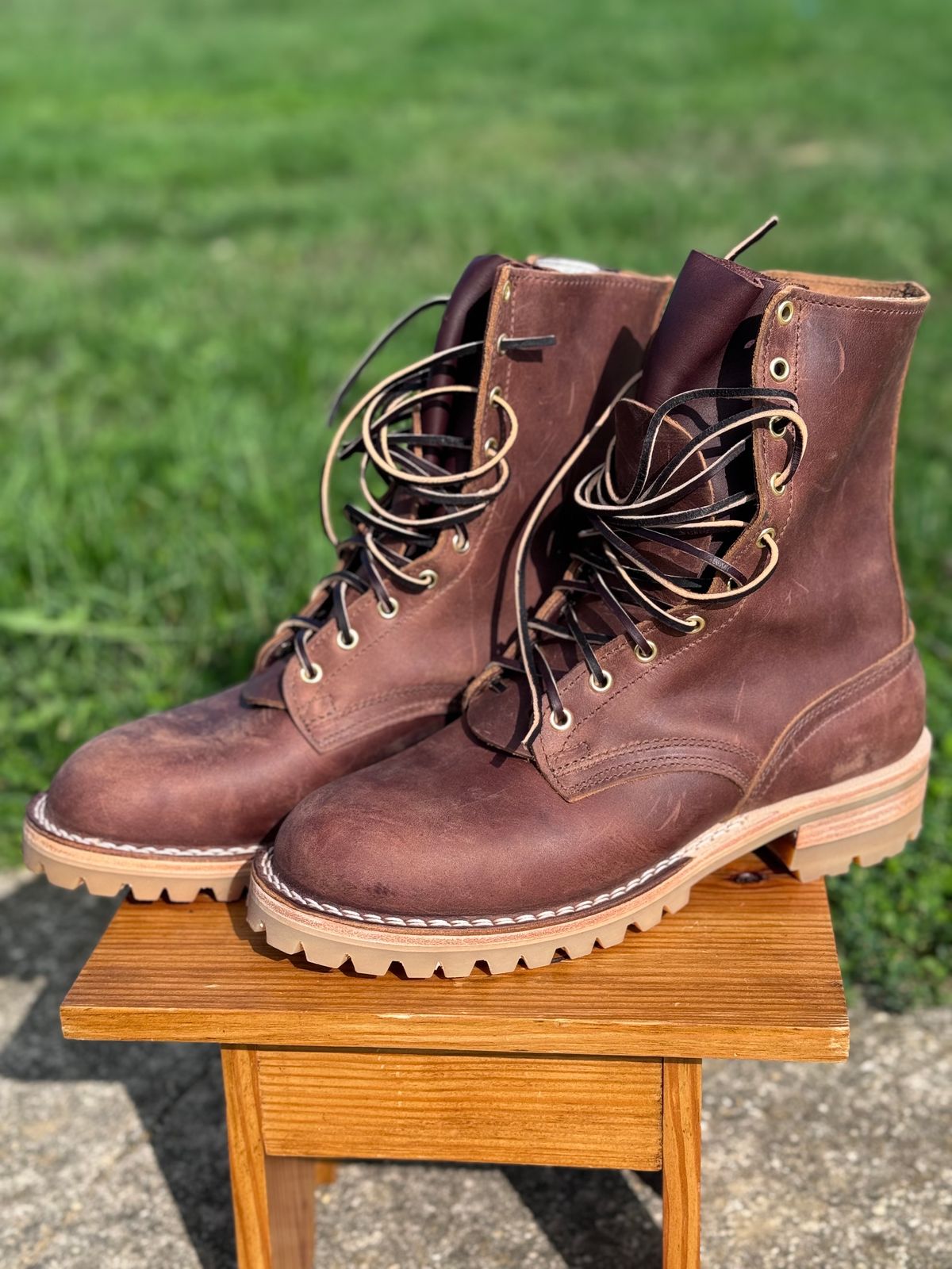 Photo by DocLineman on October 1, 2023 of the Nicks Overlander in Horween Whiskey Predator.