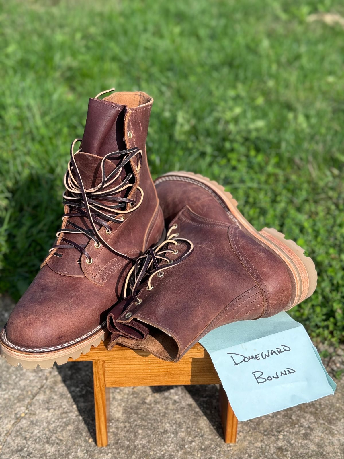 Photo by DocLineman on October 1, 2023 of the Nicks Overlander in Horween Whiskey Predator.
