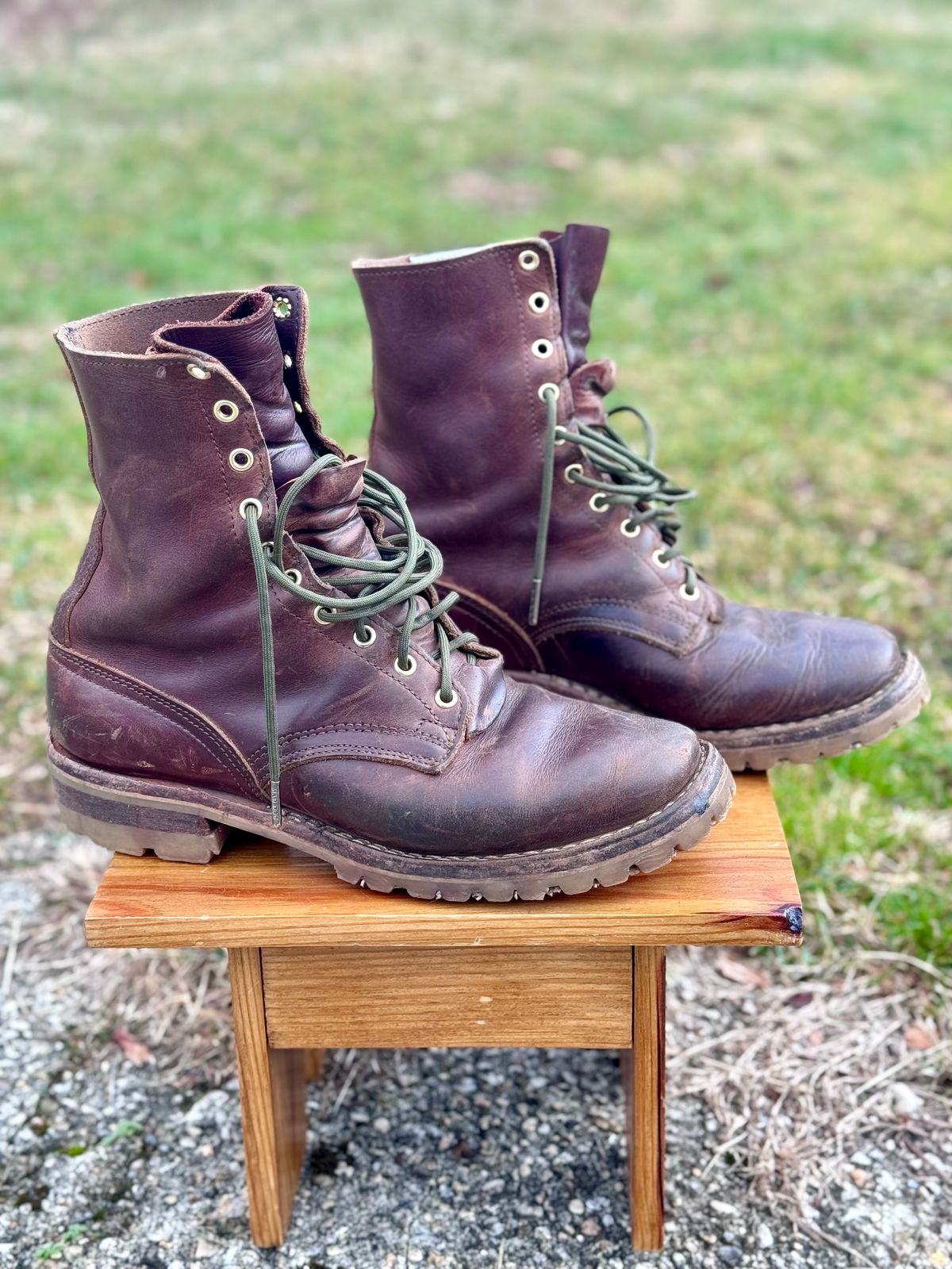 Photo by DocLineman on January 1, 2024 of the Nicks Overlander in Horween Whiskey Predator.