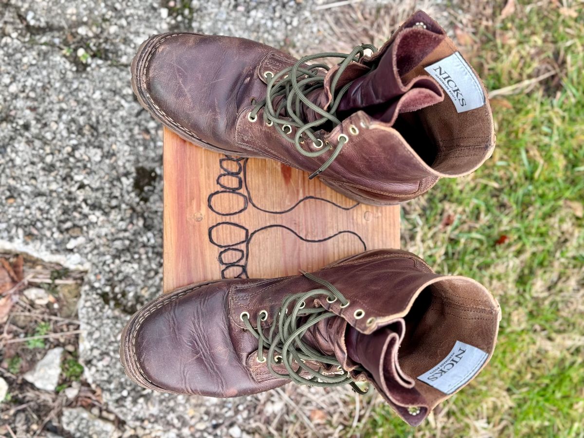 Photo by DocLineman on January 1, 2024 of the Nicks Overlander in Horween Whiskey Predator.