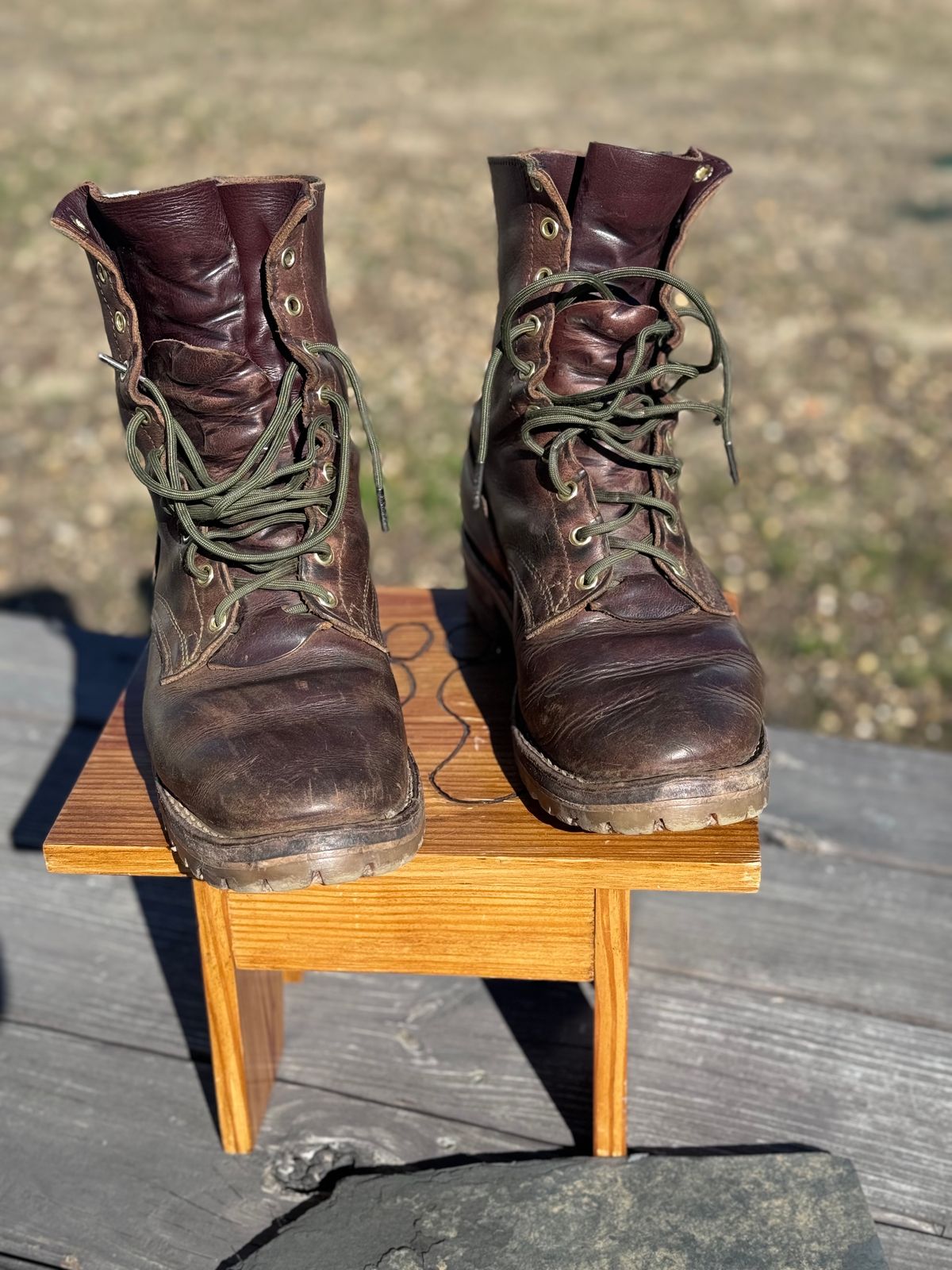 Photo by DocLineman on February 4, 2024 of the Nicks Overlander in Horween Whiskey Predator.
