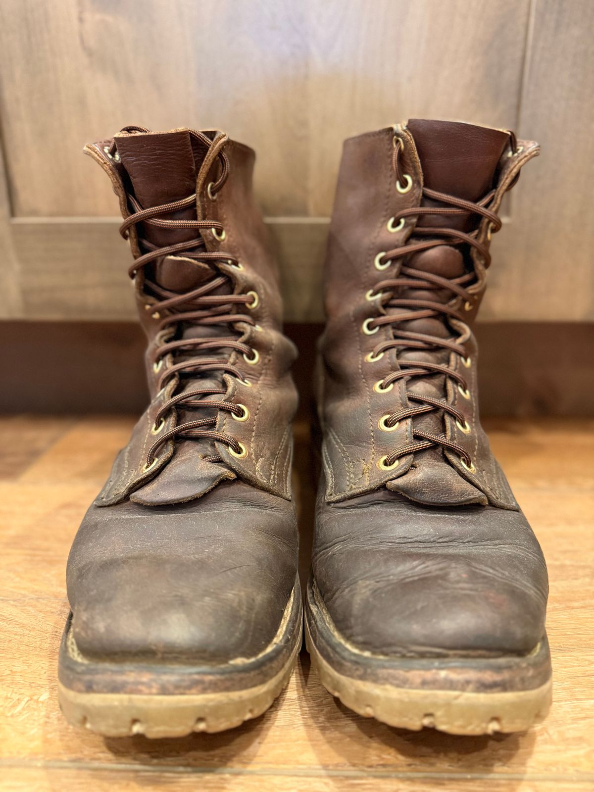 Photo by DocLineman on February 6, 2025 of the Nicks Overlander in Horween Whiskey Predator.