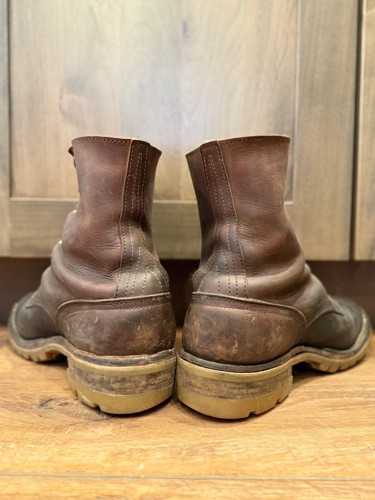 Photo by DocLineman on February 6, 2025 of the Nicks Overlander in Horween Whiskey Predator.