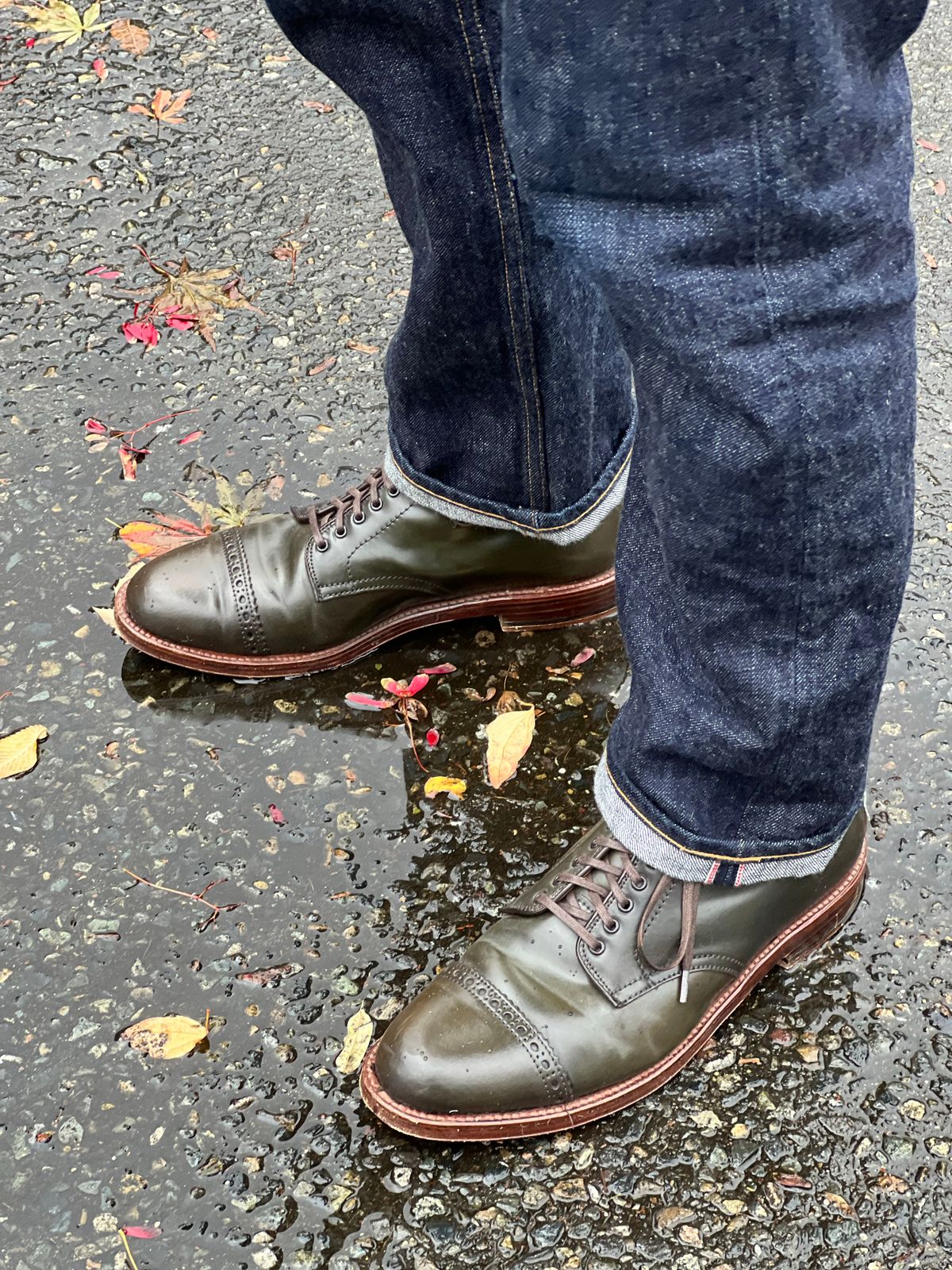 Photo by JupiterIsBeautiful on November 4, 2022 of the Alden Perforated Cap Toe Boot in Horween Old Bronze Shell Cordovan.