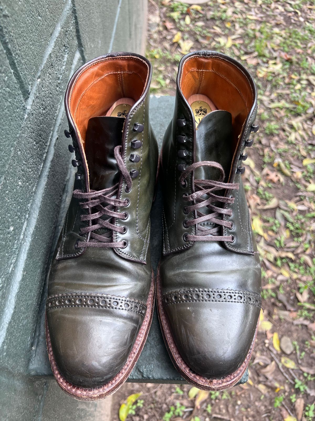 Photo by JupiterIsBeautiful on December 3, 2022 of the Alden Perforated Cap Toe Boot in Horween Old Bronze Shell Cordovan.