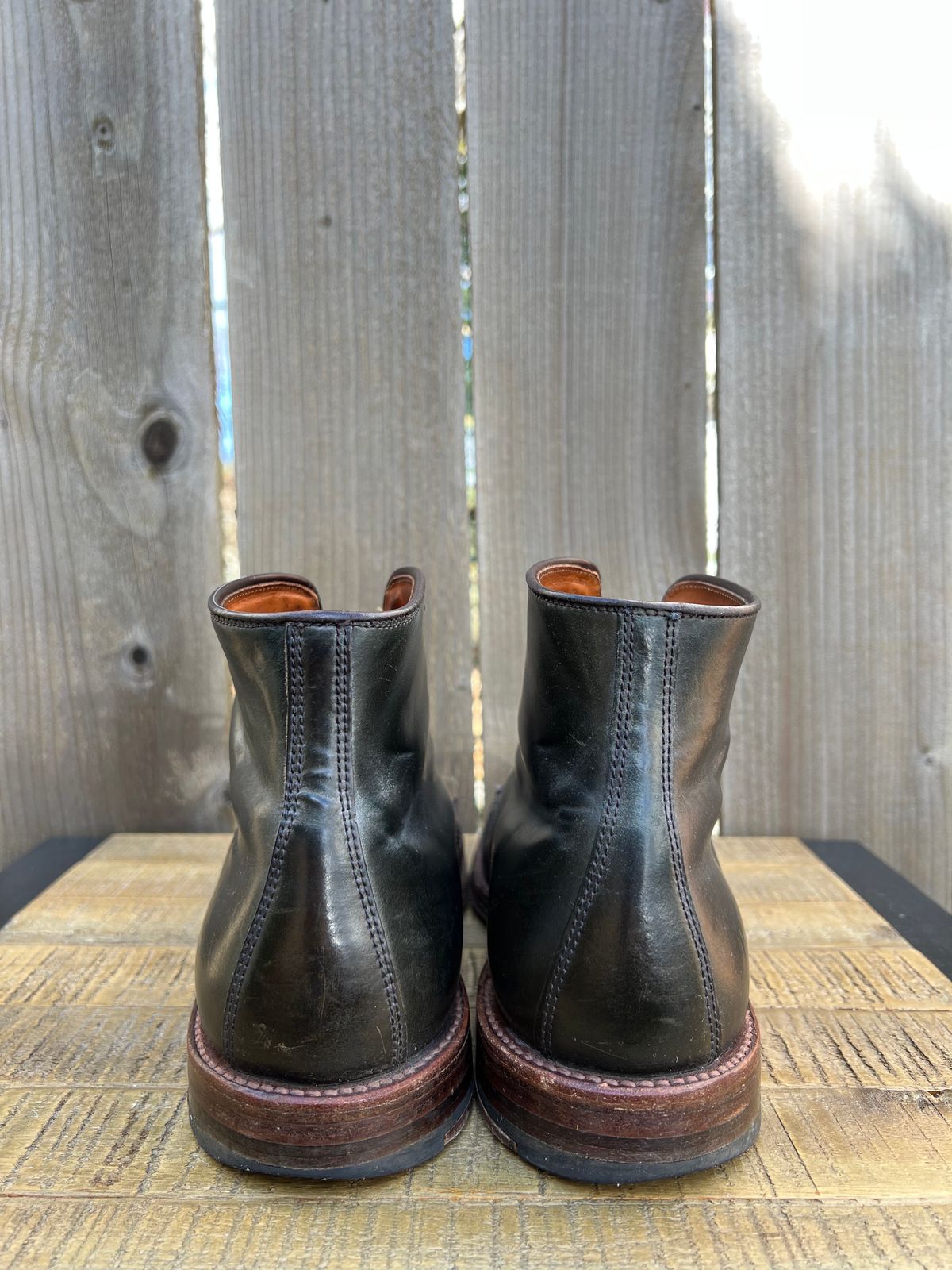 Photo by JupiterIsBeautiful on April 3, 2023 of the Alden Perforated Cap Toe Boot in Horween Old Bronze Shell Cordovan.