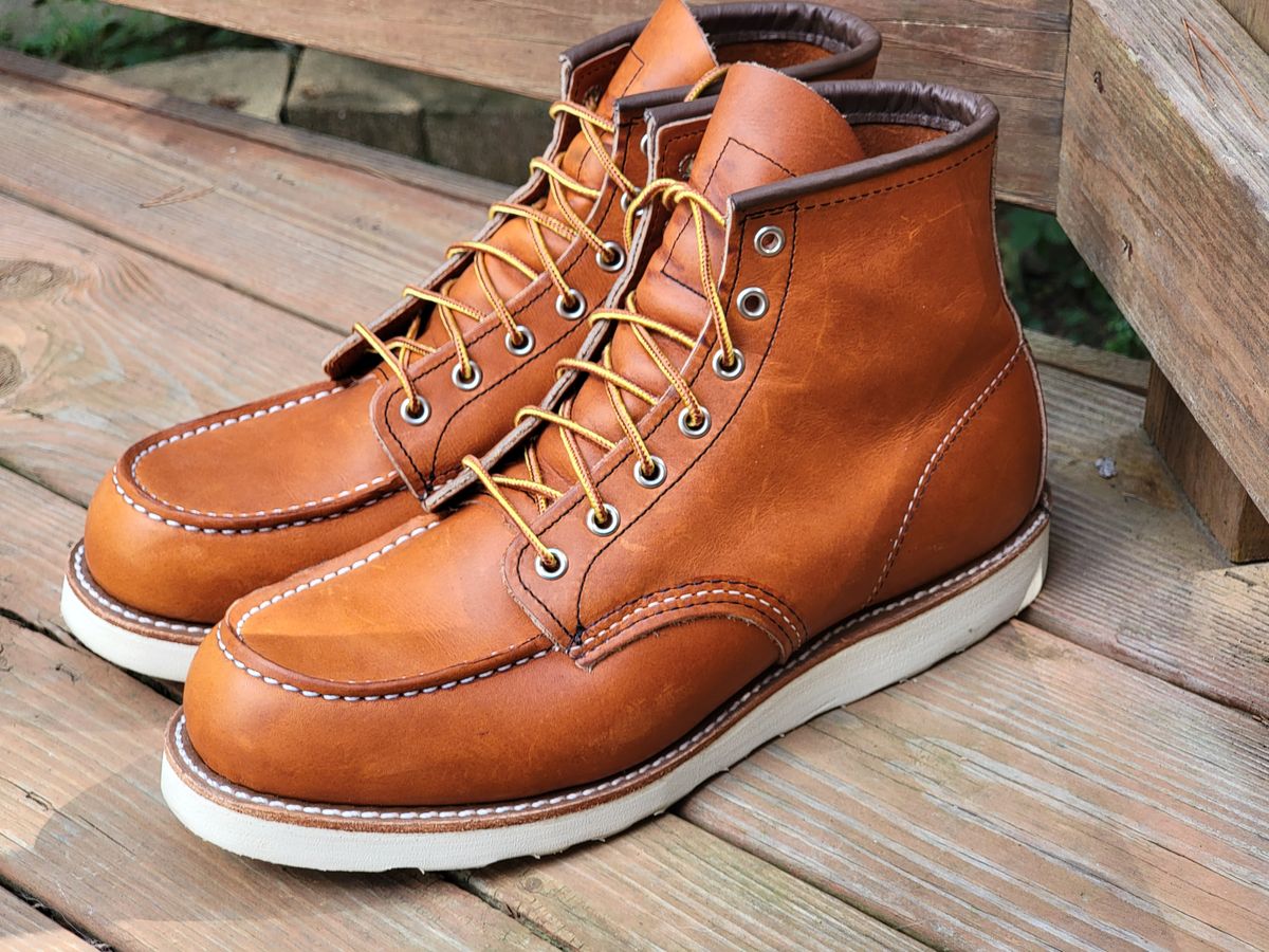 Photo by wwshehan on October 3, 2023 of the Red Wing 6-Inch Classic Moc in S.B. Foot Oro Legacy.