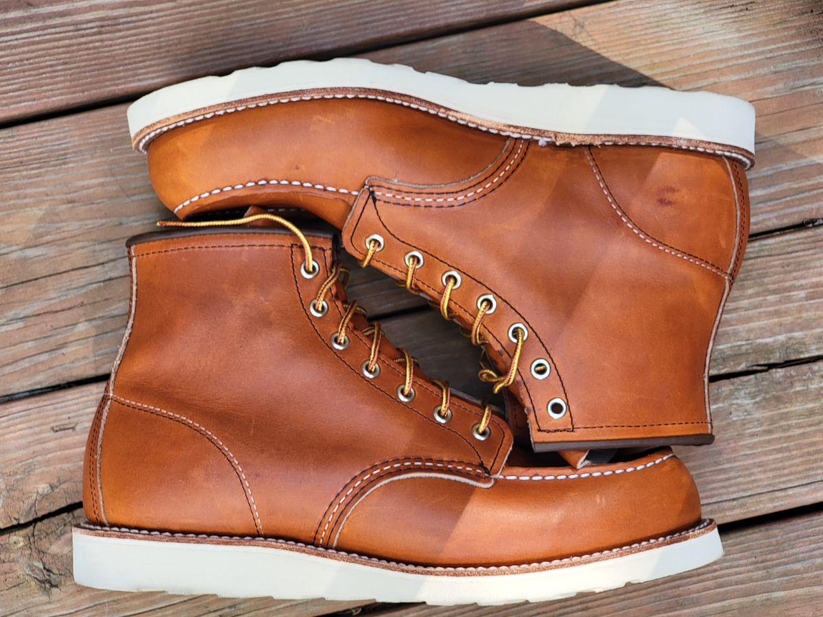 Photo by wwshehan on October 3, 2023 of the Red Wing 6-Inch Classic Moc in S.B. Foot Oro Legacy.